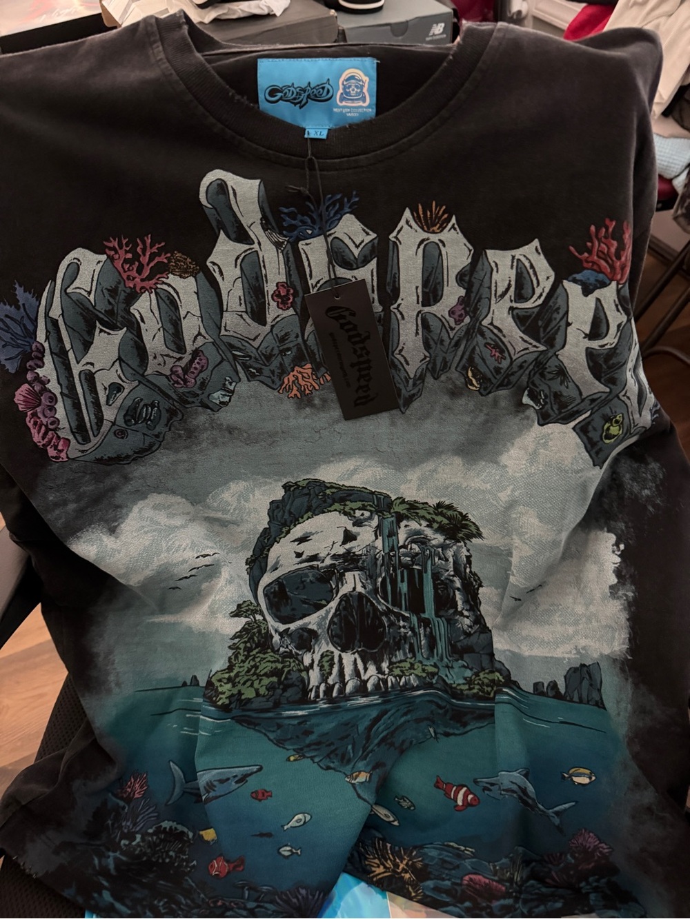 Goldship Black Graphic Skull-Island Short Sleeve Tee